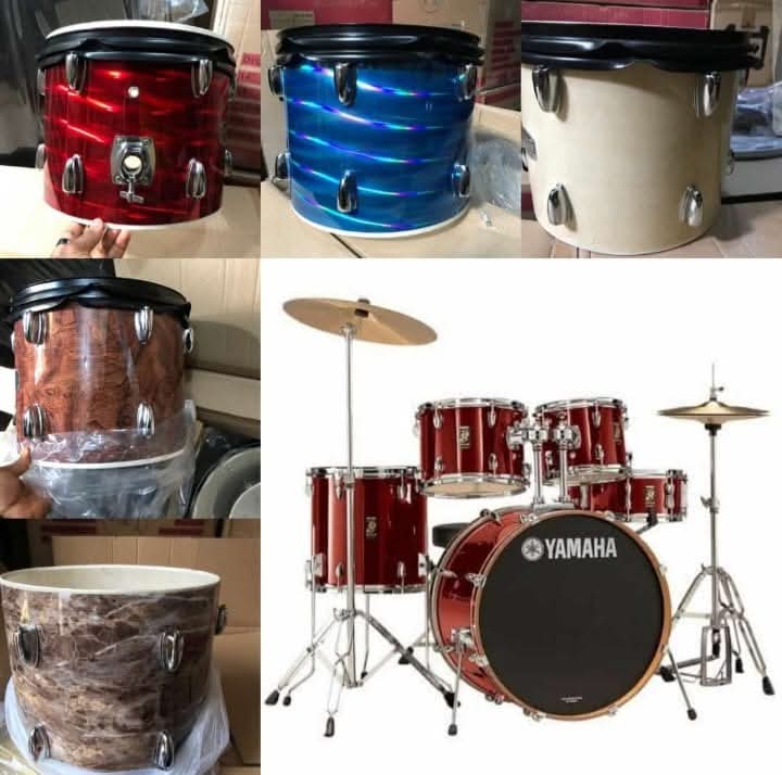 Yamaha 5-piece drum set