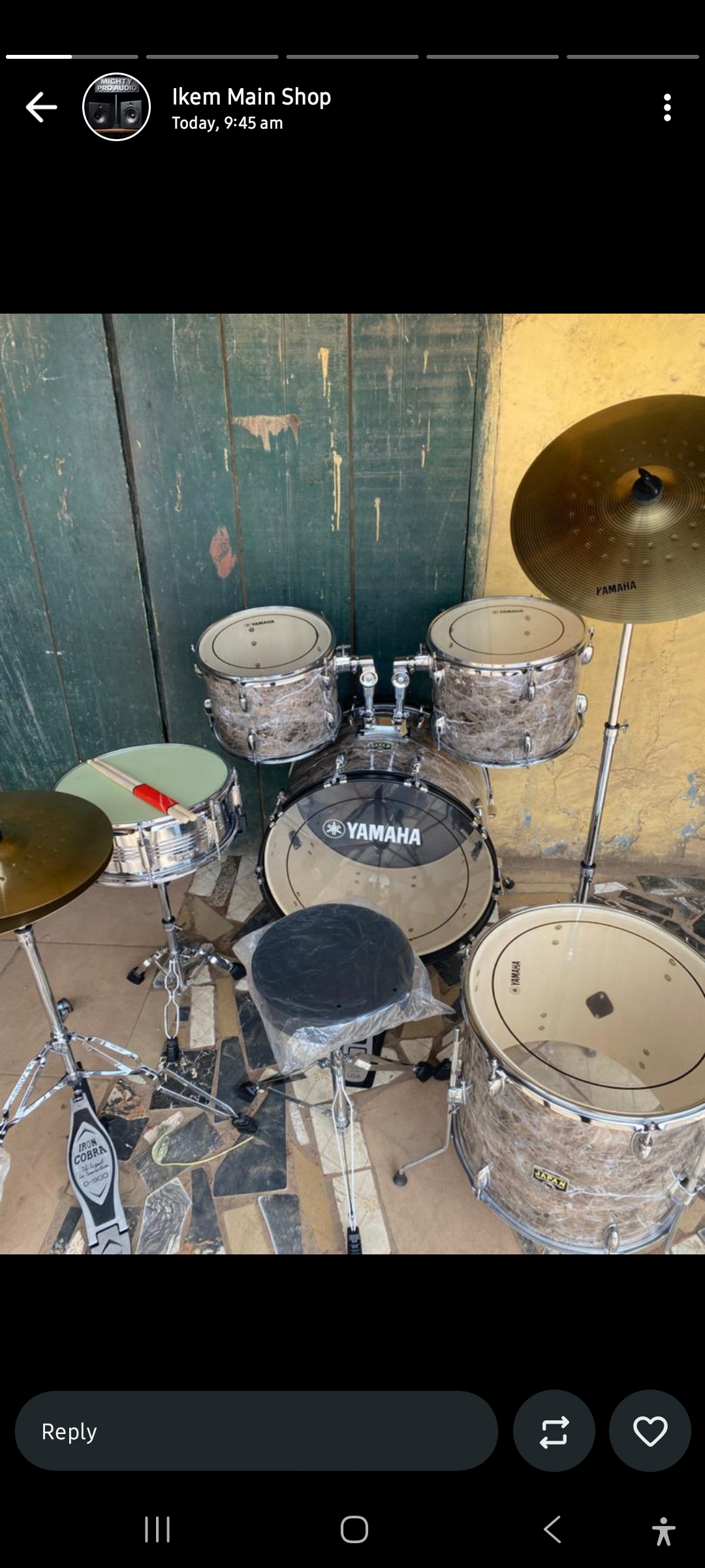 Yamaha 5-piece drum set