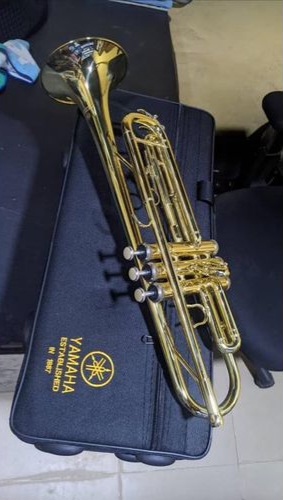 Yamaha trumpet gold color
