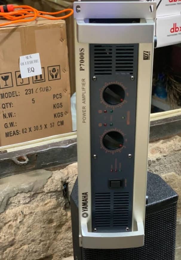 Yamaha P7000S Power Amplifier